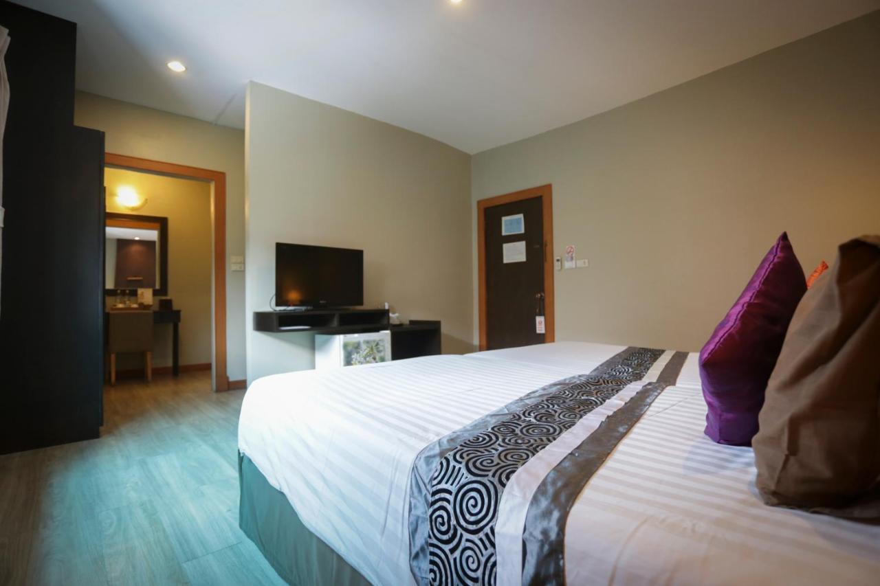 White Hotel HHQ